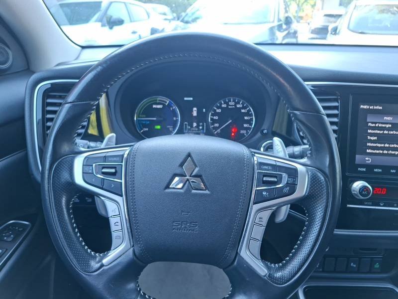 Mitsubishi Outlander - Photo 9