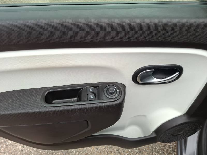 Renault Twingo - Photo 13