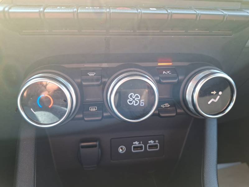 Renault Clio - Photo 39