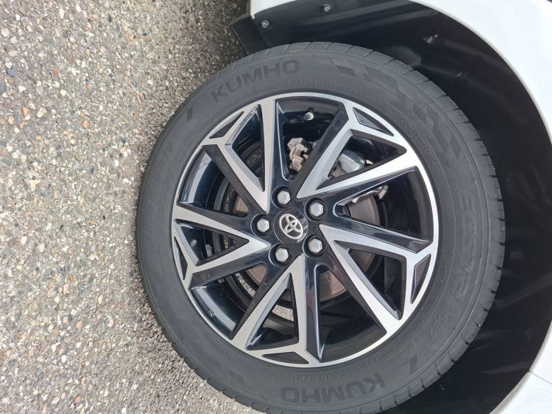 Toyota Yaris - Photo 10