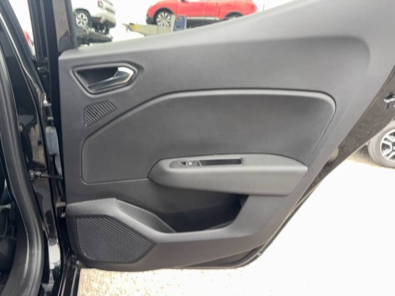Renault Clio - Photo 37