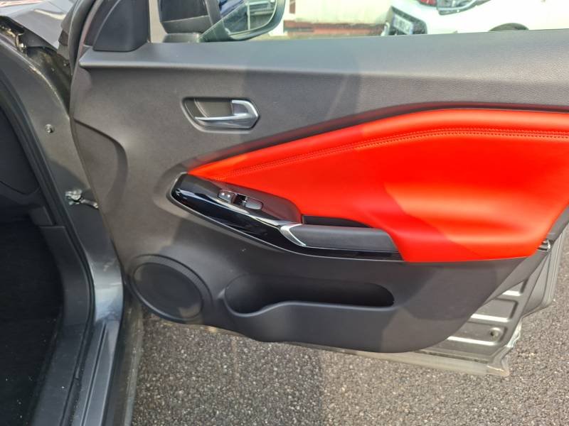 Nissan Juke - Photo 36