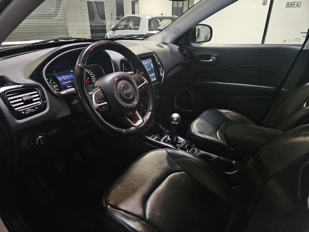Jeep Compass - Photo 12