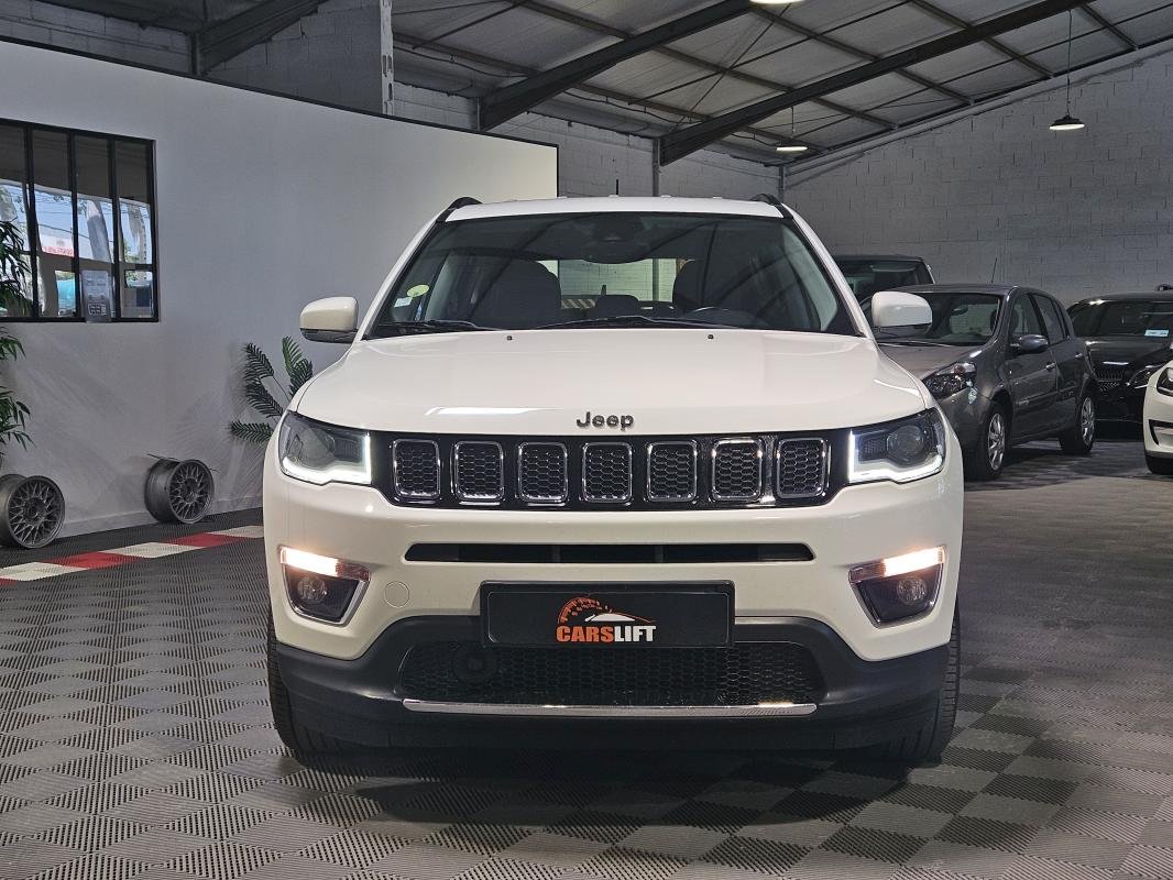 Jeep Compass - Photo 2