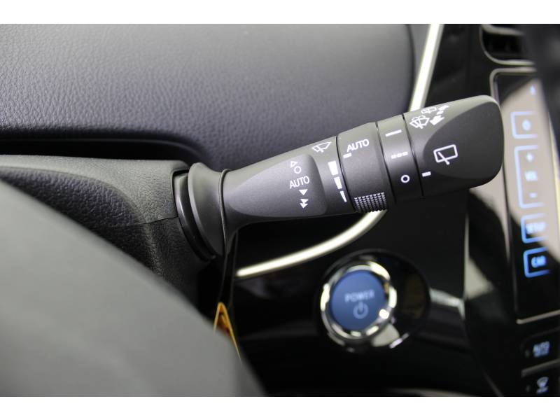 Toyota Prius - Photo 12