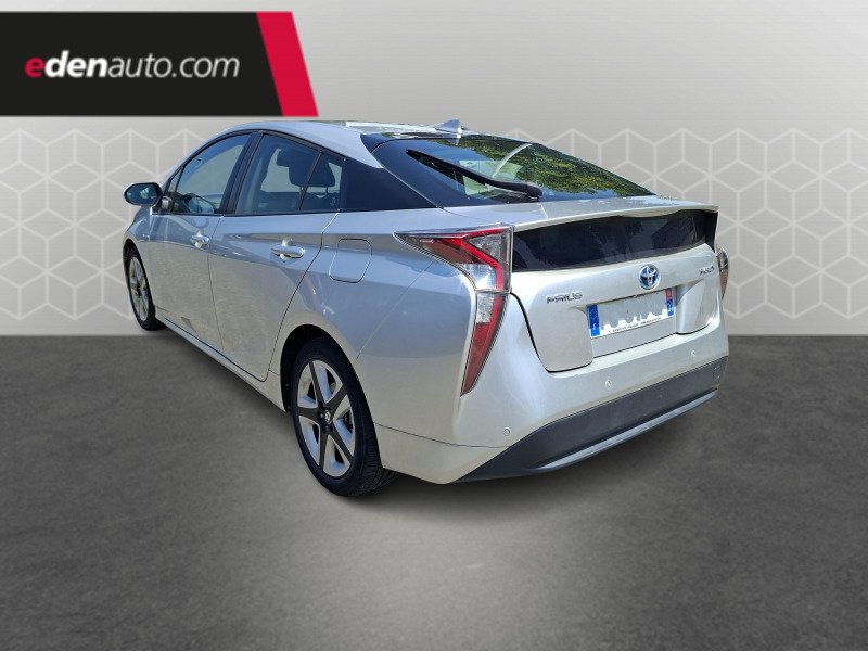 Toyota Prius - Photo 3