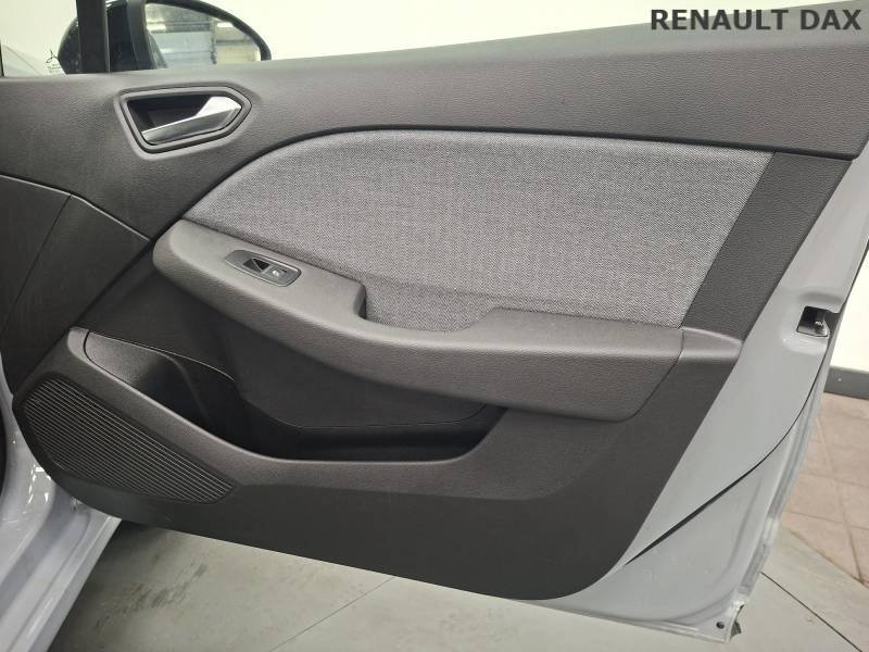 Renault Clio - Photo 20