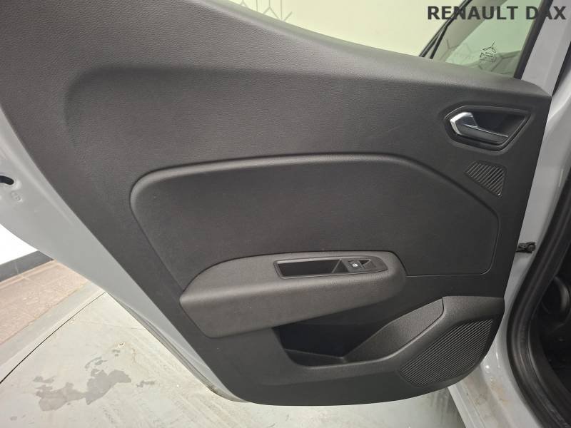 Renault Clio - Photo 22
