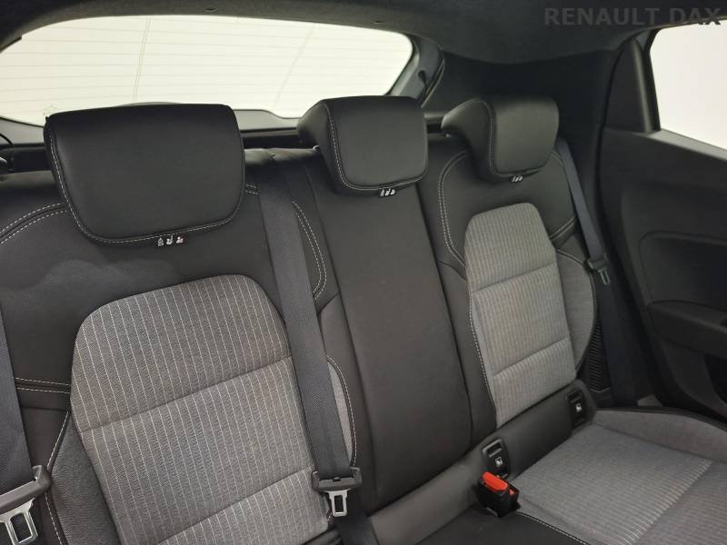 Renault Clio - Photo 24