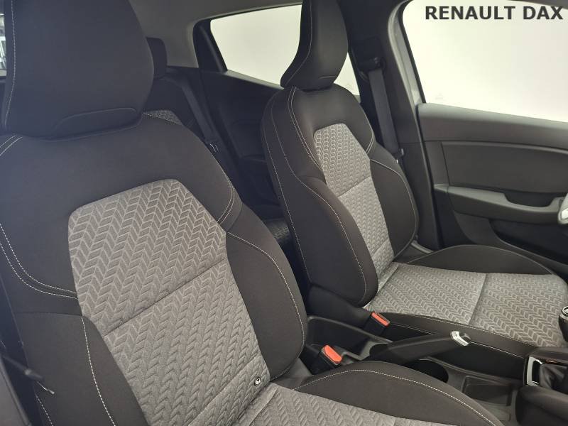 Renault Clio - Photo 16