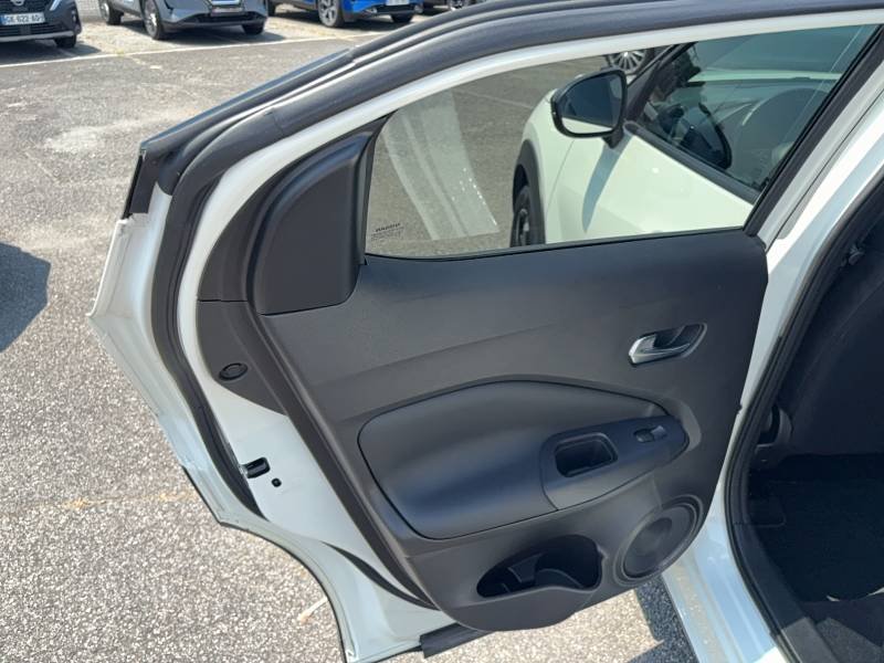 Nissan Juke - Photo 26