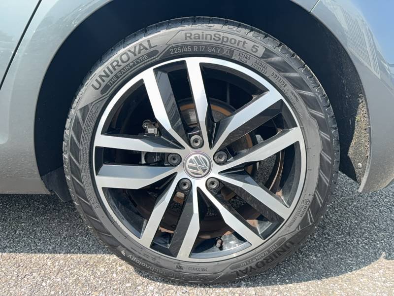 Volkswagen Golf - Photo 15