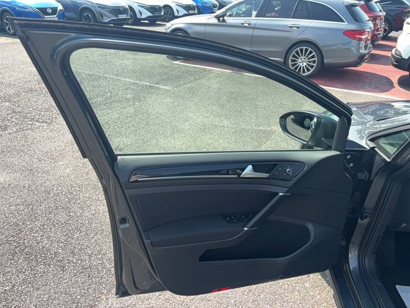 Volkswagen Golf - Photo 22