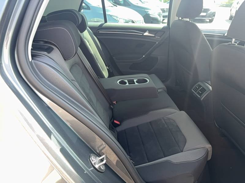 Volkswagen Golf - Photo 36