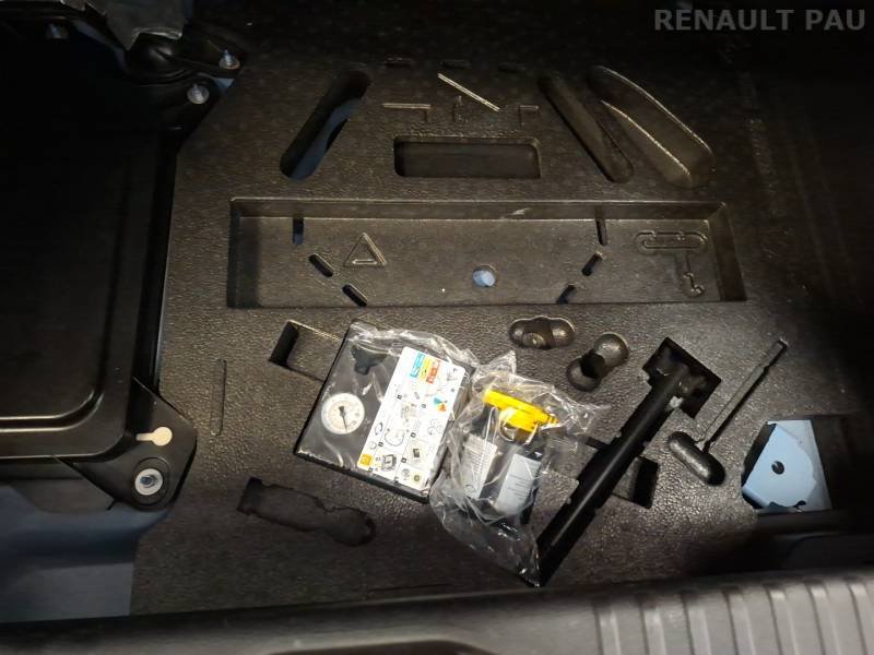 Renault Clio - Photo 23