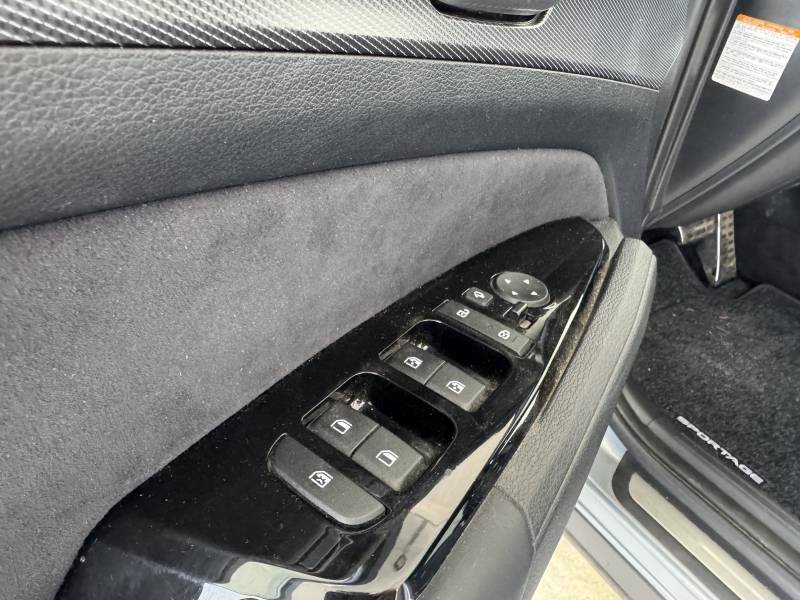 Kia Sportage - Photo 16