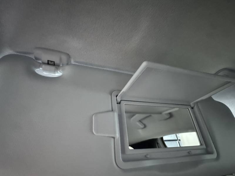 Peugeot 208 - Photo 21