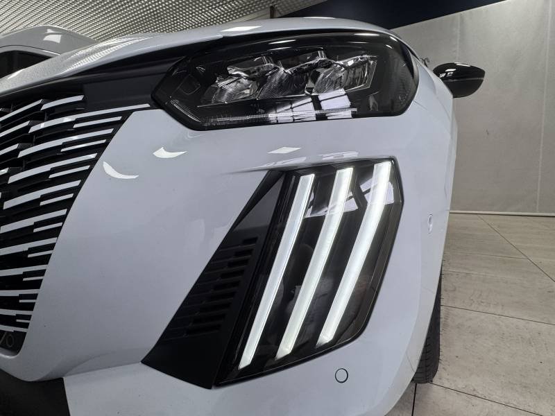 Peugeot 208 - Photo 34