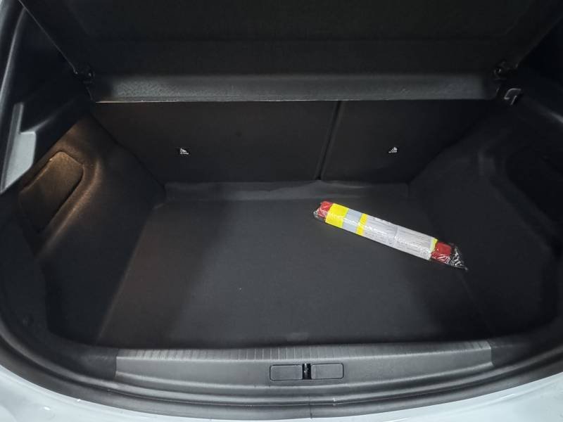 Peugeot 208 - Photo 35
