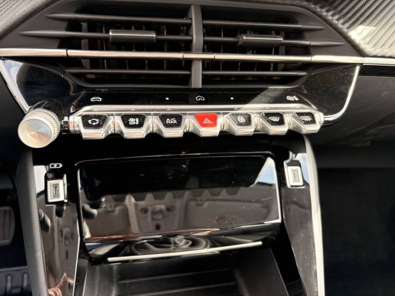 Peugeot 208 - Photo 34