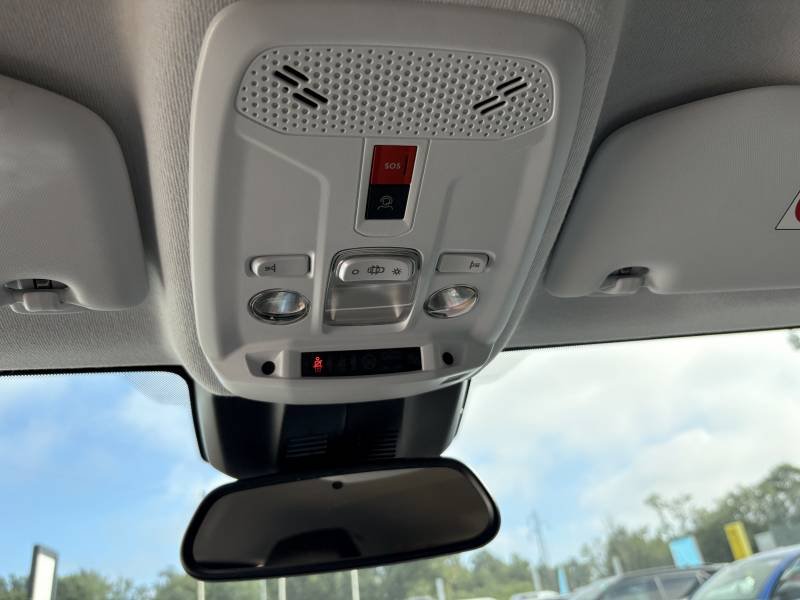 Peugeot 208 - Photo 36