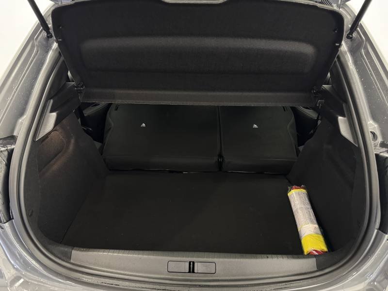 Peugeot 208 - Photo 11