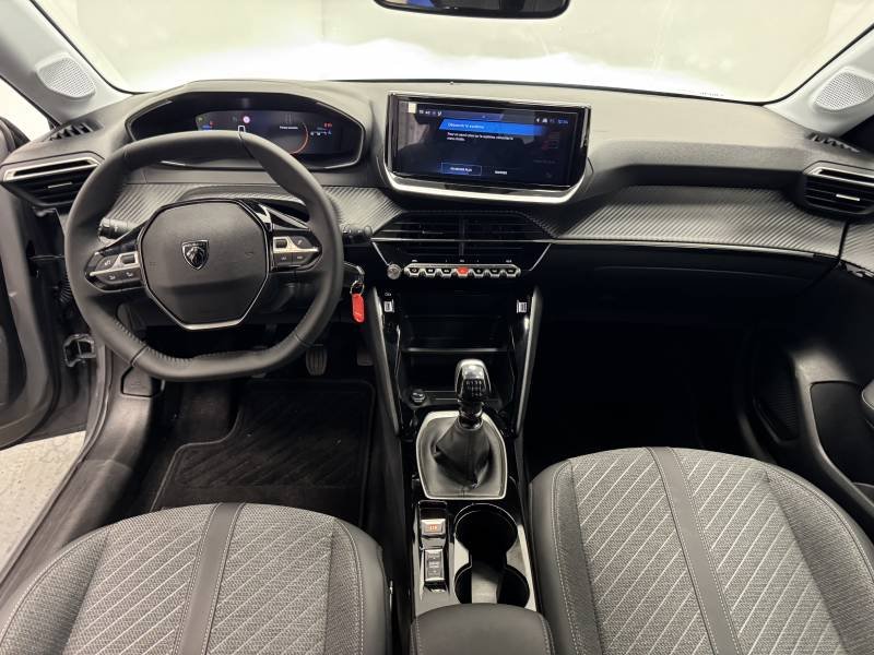 Peugeot 208 - Photo 16