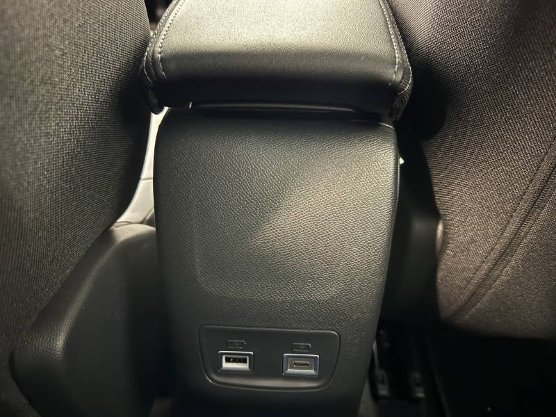 Peugeot 208 - Photo 17