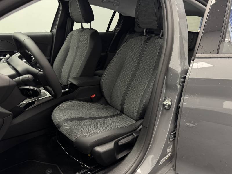 Peugeot 208 - Photo 19