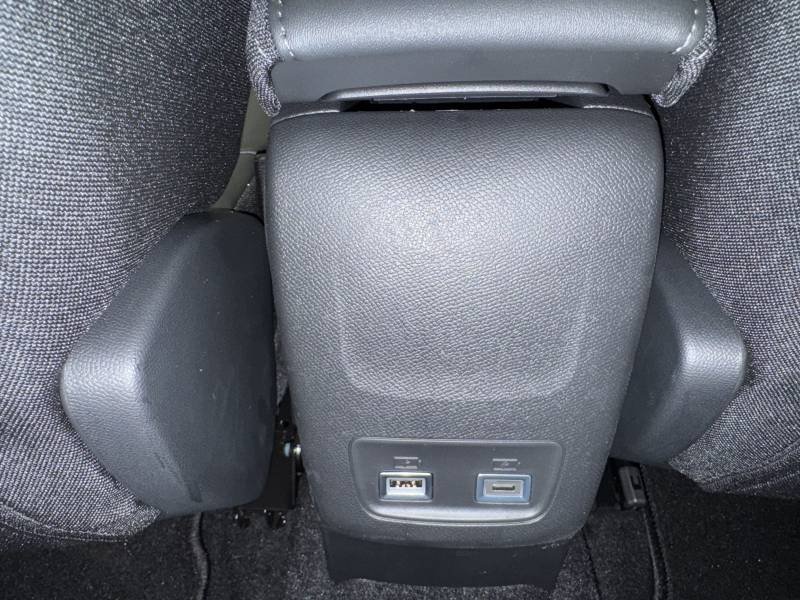 Peugeot 208 - Photo 16