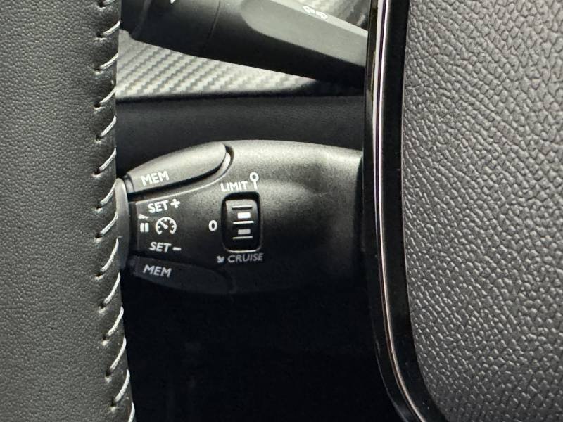 Peugeot 208 - Photo 30