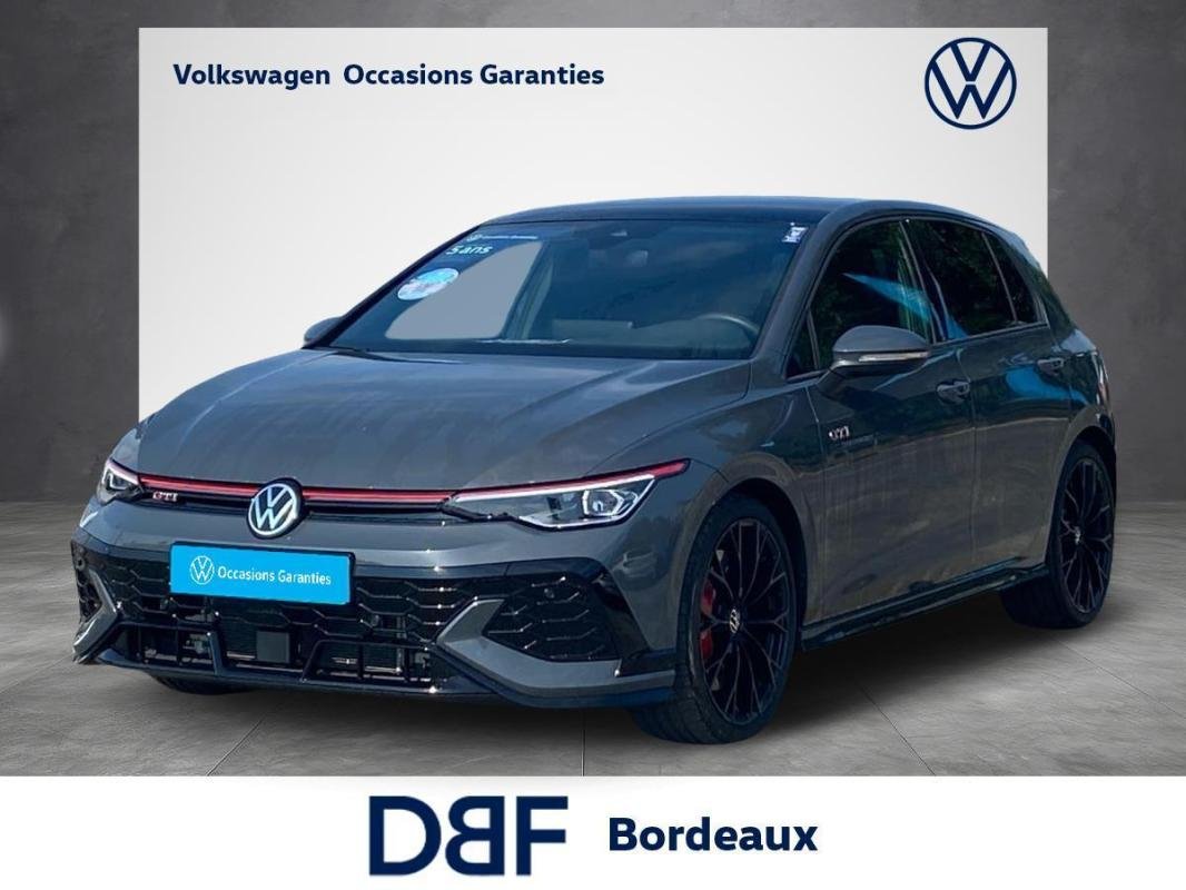 Volkswagen Golf - Photo 1