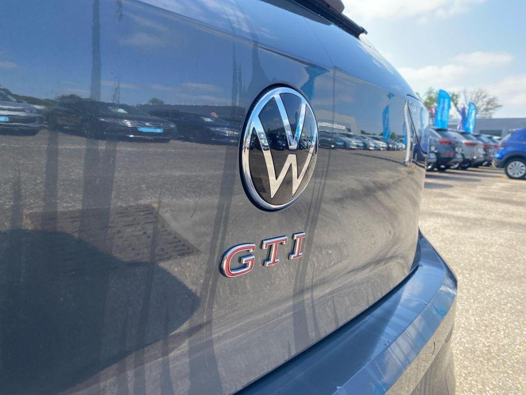 Volkswagen Golf - Photo 27