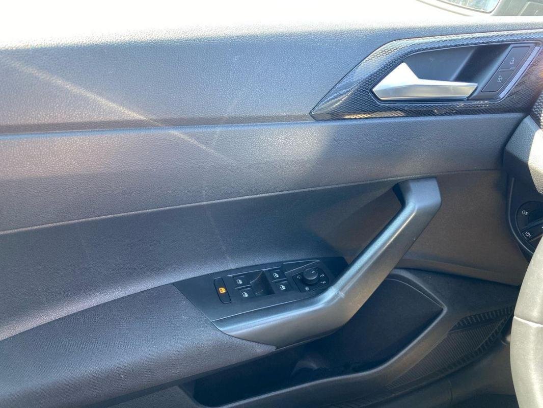 Volkswagen Polo - Photo 15