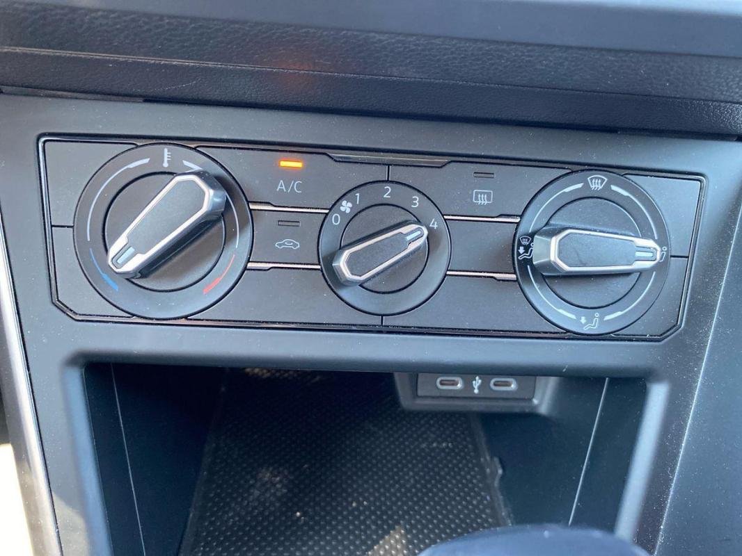 Volkswagen Polo - Photo 19