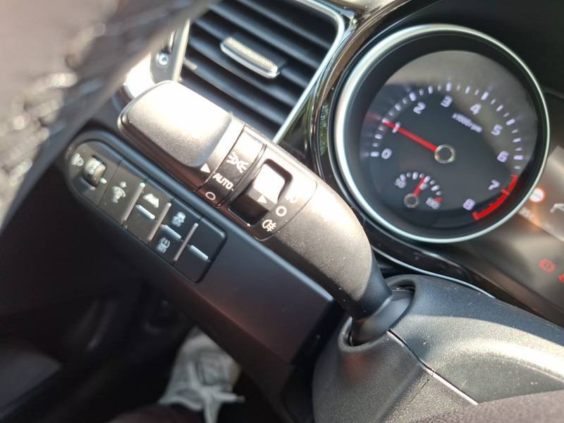 Kia CEED - Photo 24
