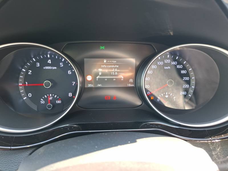 Kia CEED - Photo 26