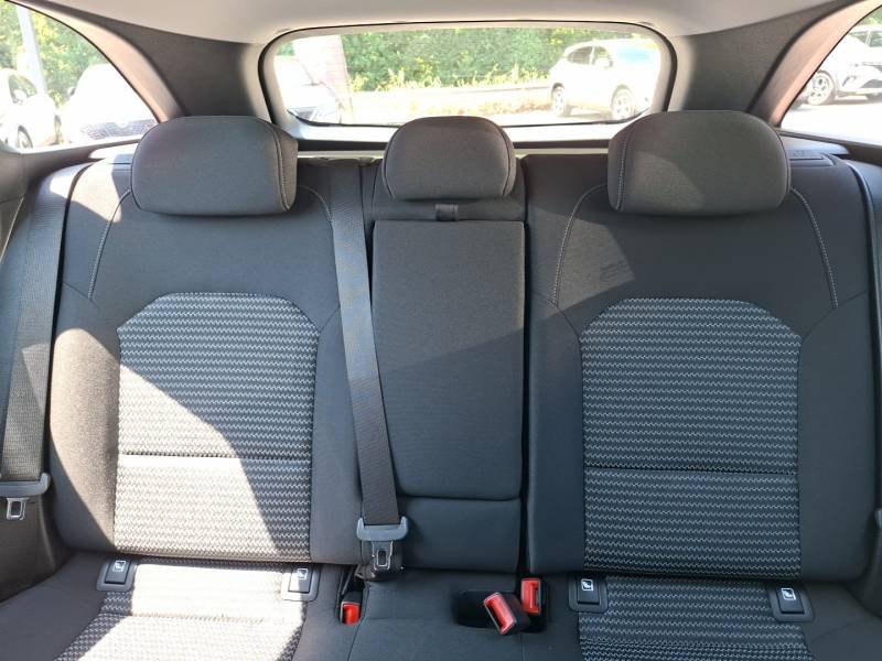 Kia CEED - Photo 34