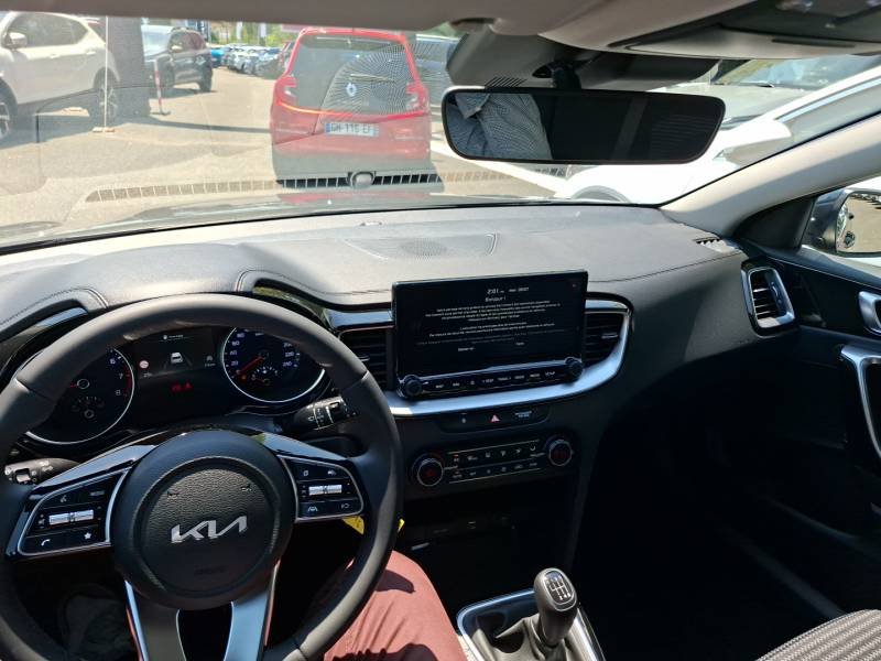 Kia CEED - Photo 10