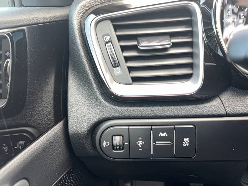 Kia CEED - Photo 14