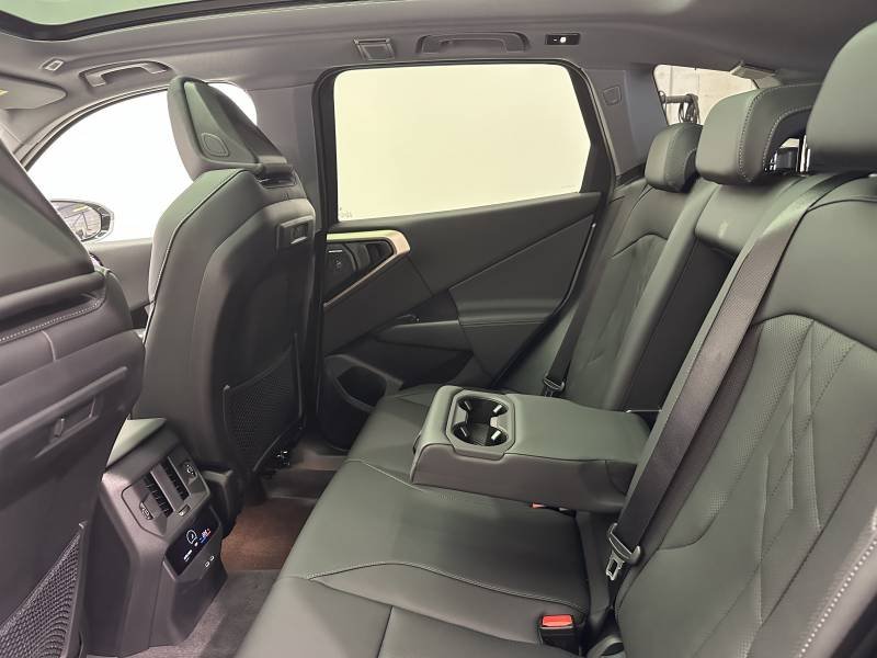 BMW X3 - Photo 28