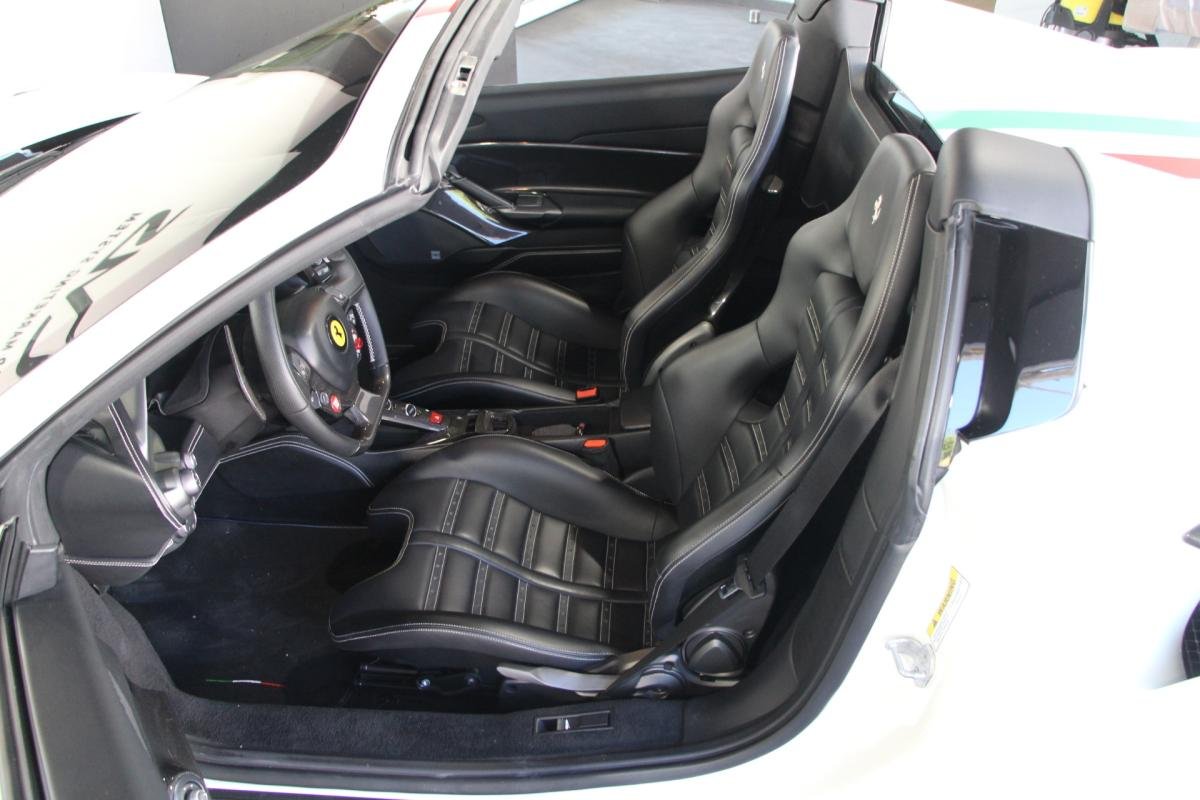 Ferrari 488 Spider - Photo 13