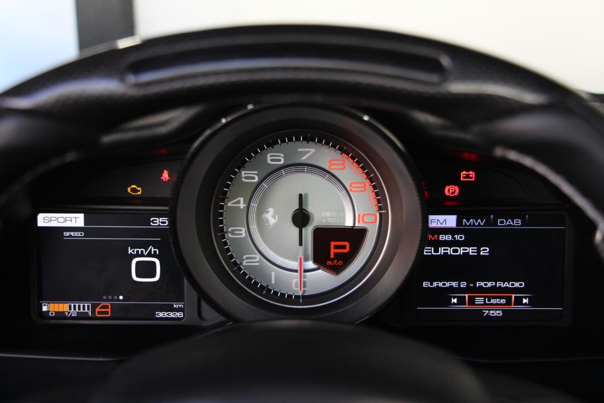 Ferrari 488 Spider - Photo 26