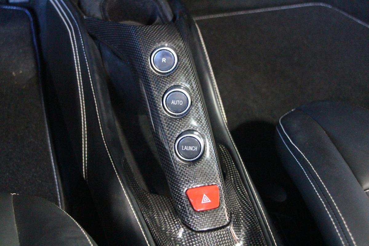 Ferrari 488 Spider - Photo 28