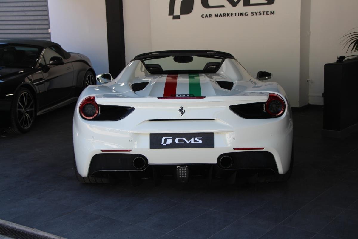 Ferrari 488 Spider - Photo 10