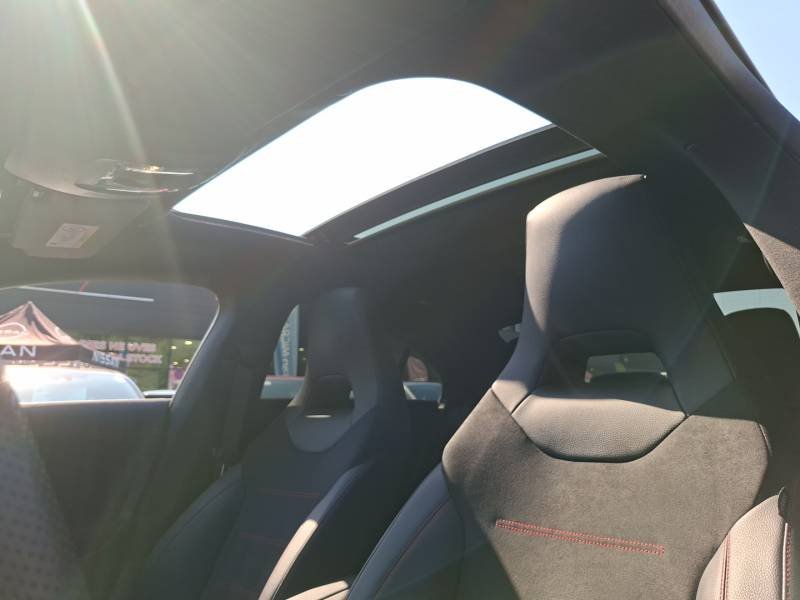 Mercedes CLA - Photo 16