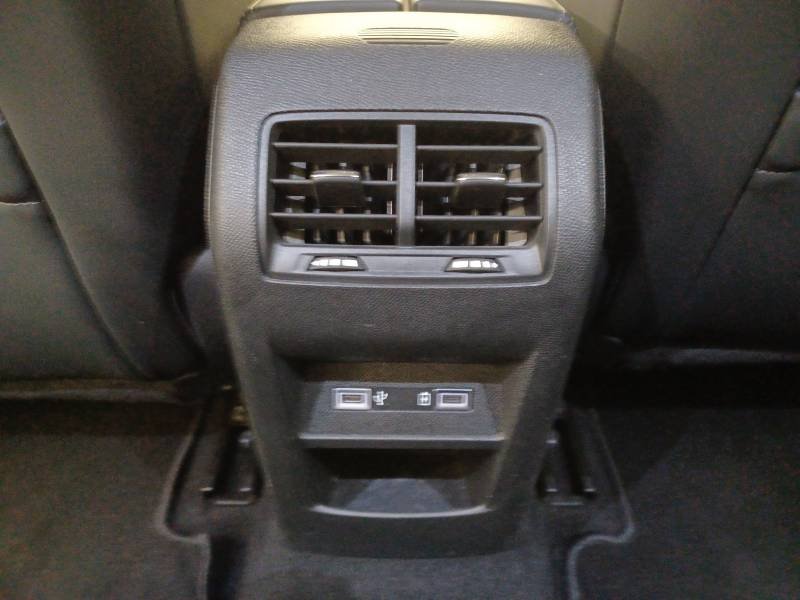 Peugeot 308 - Photo 32