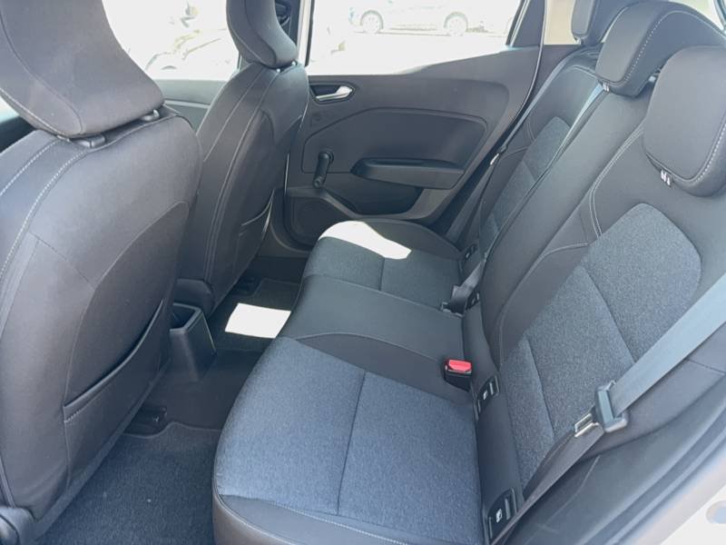 Renault Clio - Photo 15