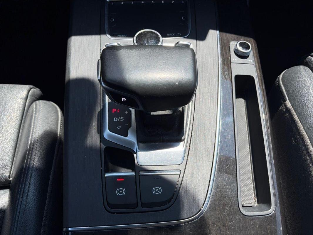 Audi Q5 - Photo 11