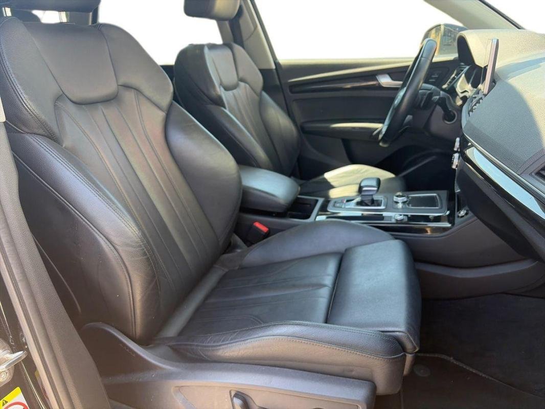 Audi Q5 - Photo 13
